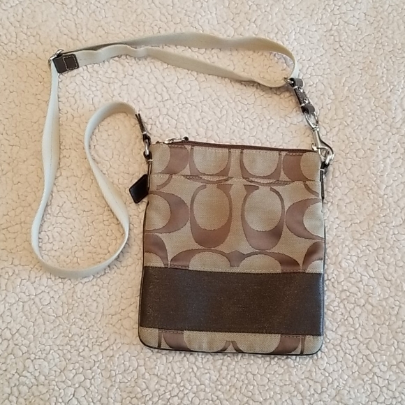 coach cross over purse